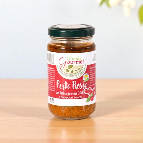 Granda Gourmet Pesto Rosso genovai bazsalikommal (D.O.P.) és aszalt paradicsommal 180 g